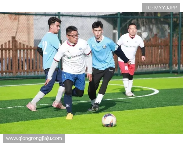 凯发足球官网为足球爱好者提供丰富的赛事资讯和深度分析助你成为足球专家